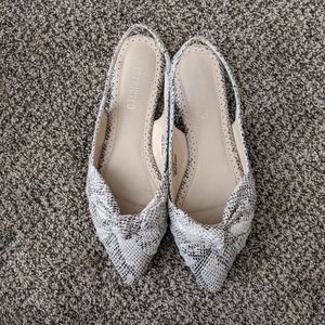 Women's flats